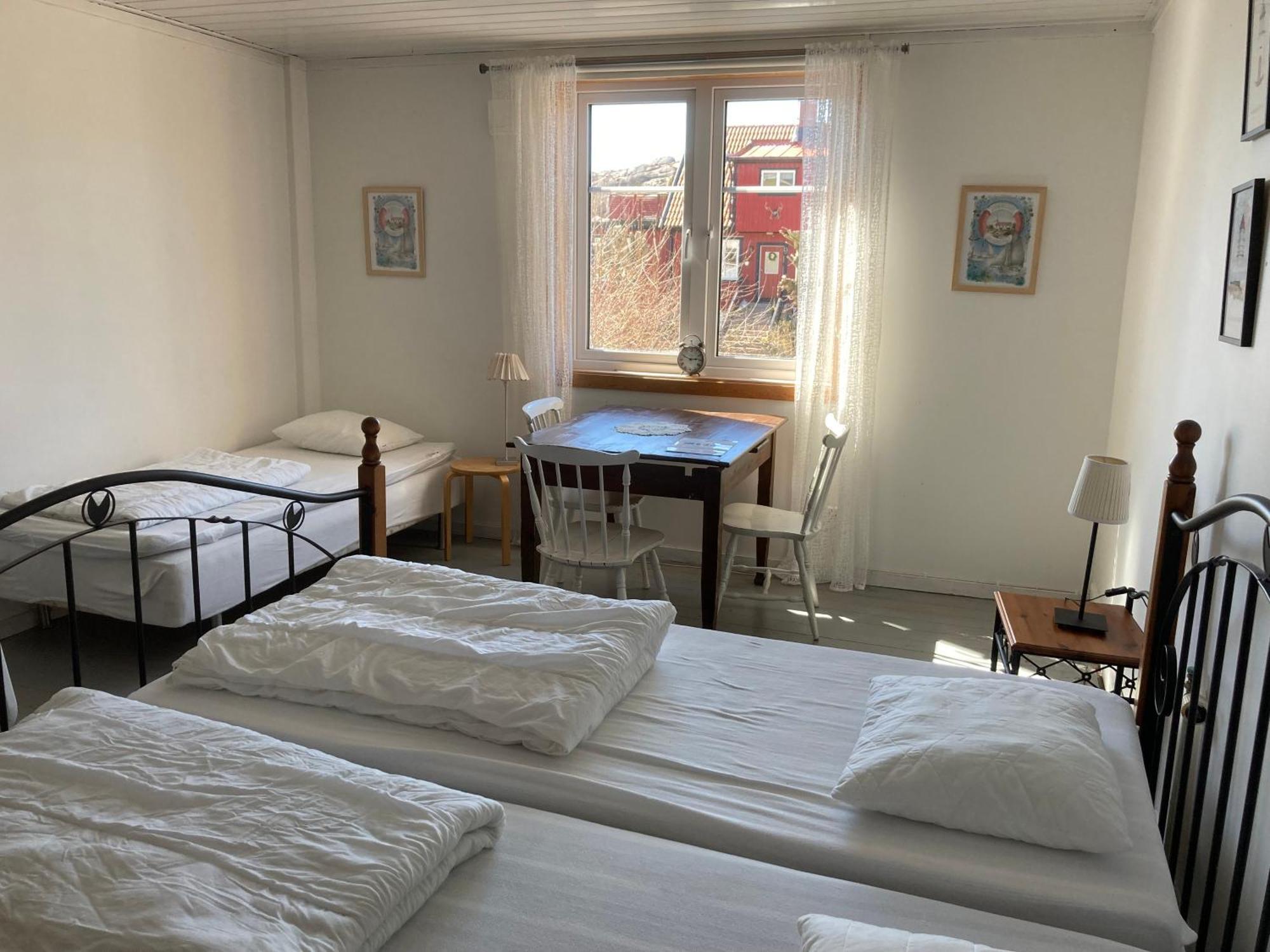 Kustnaera Vandrarhem Hamburgsund Oda fotoğraf