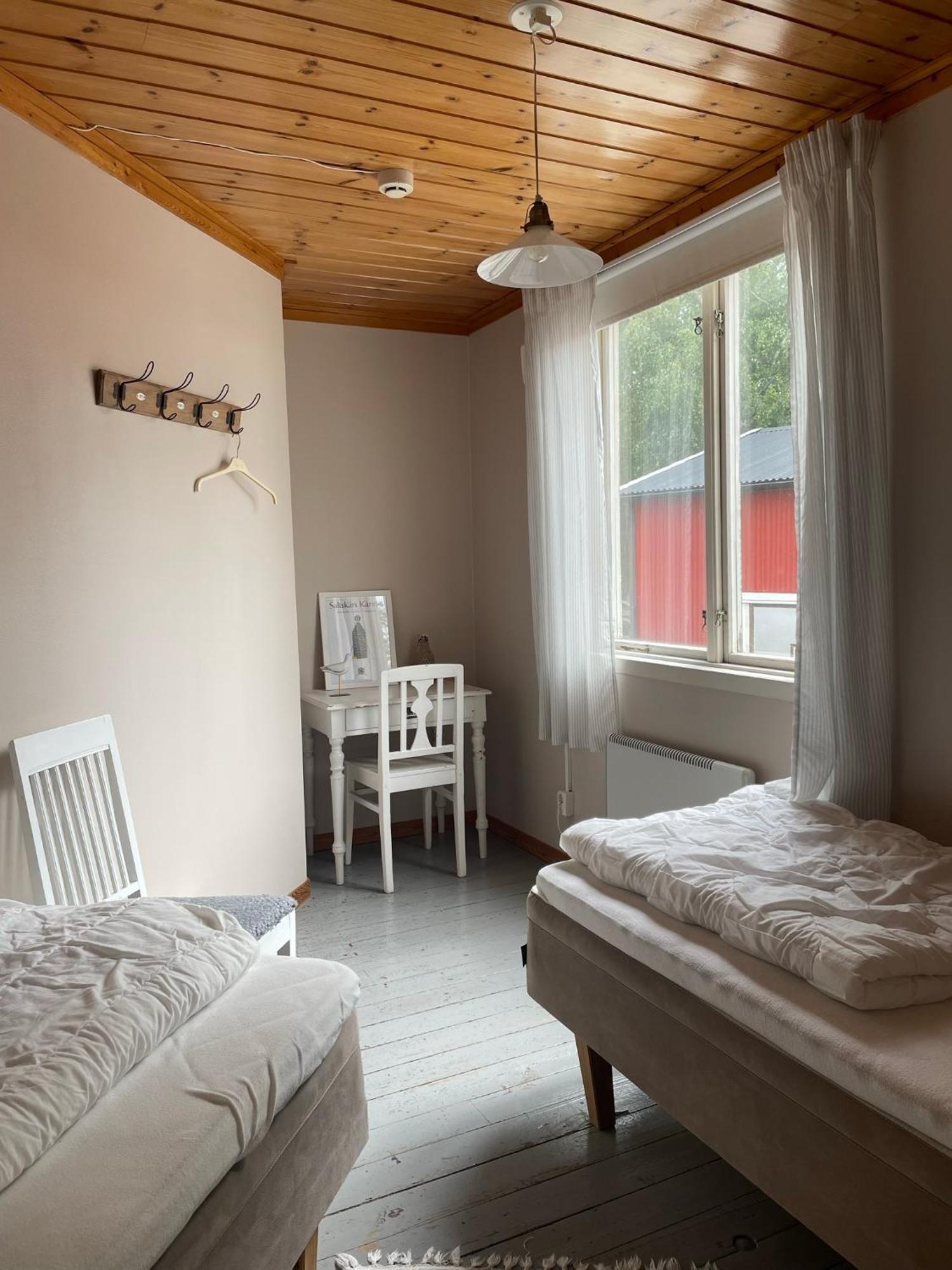 Kustnaera Vandrarhem Hamburgsund Oda fotoğraf