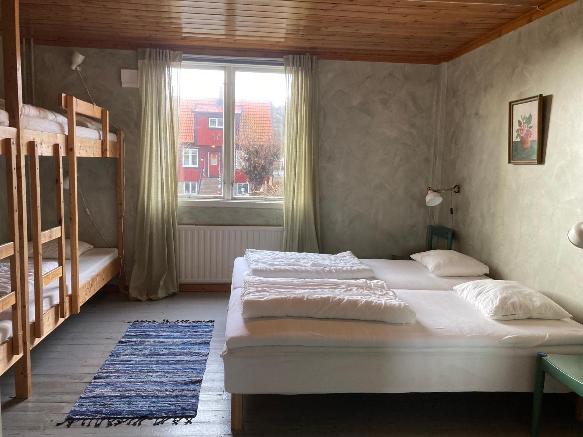 Kustnaera Vandrarhem Hamburgsund Oda fotoğraf
